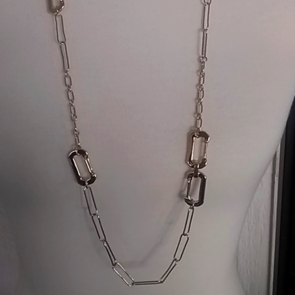 Chain Necklaces - Picture 2 of 4